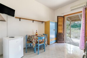 Familjestudio (Origano Among Greenery and Sea -) | Matsal