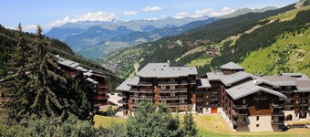 Appartement de Montagne | Accès Direct Aux Pistes!