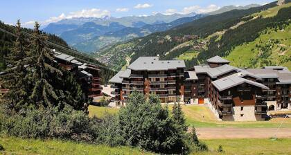 Appartement de Montagne | Accès Direct Aux Pistes!