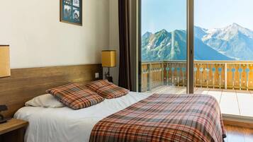 1 chambre, lit parapluie, Wi-Fi, draps fournis