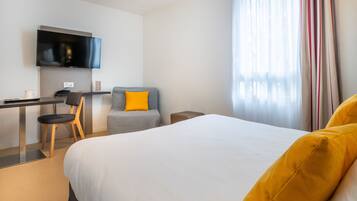 Lit parapluie, Wi-Fi gratuit, draps fournis