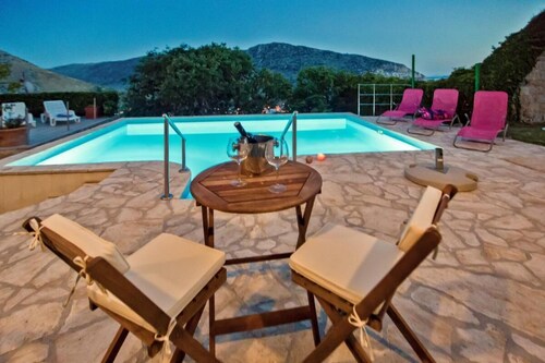 Room-villa Don Dan Near Split