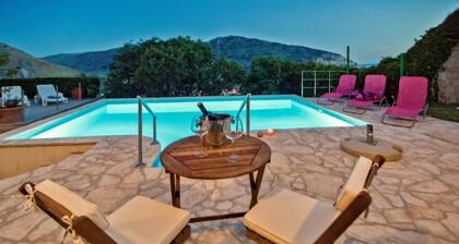Room-villa Don Dan Near Split