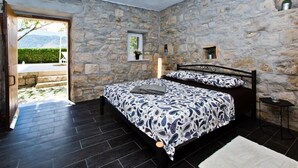 Room, 3 Bedrooms, Smoking, Private Pool - Room-villa Don Dan Near Split (Split)