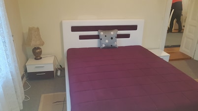2-bedroom apartment in charming Tuzla with WiFi, AC
