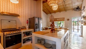 Coffee/tea maker, fridge, high chair - Beach Lover Comfort Room with Extra Bed (Cabarete)