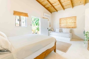 1 Schlafzimmer, Schreibtisch, Reisekinderbett, kostenloses WLAN