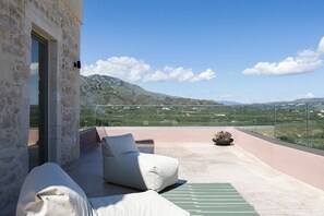 Terrace/patio - Historic Beauty & Nature at Balarina by etouri (Chania)