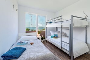 2 Schlafzimmer, Bügeleisen/Bügelbrett, kostenloses WLAN