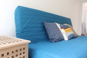 1 chambre, fer et planche à repasser, lit parapluie, Wi-Fi gratuit