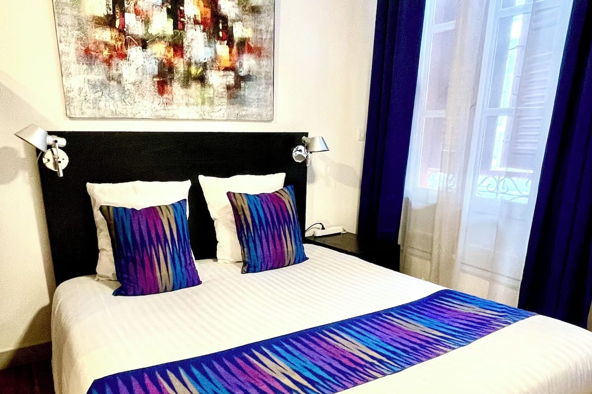 1 chambre, literie de qualité supérieure, matelas mémoire de forme
