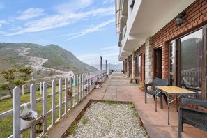Exterior detail - Hotel Sun Village by Palm Aryan (Mussoorie)
