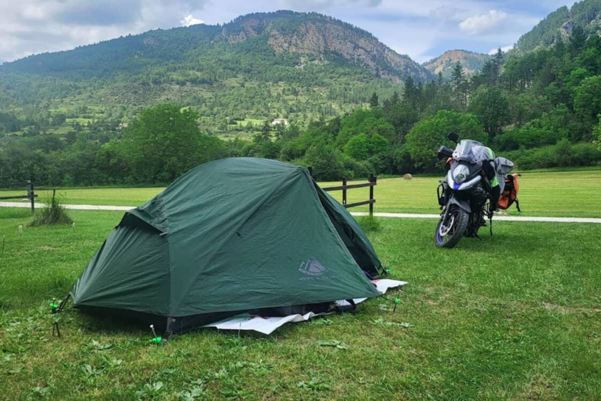 Basic Tent, Mountain View