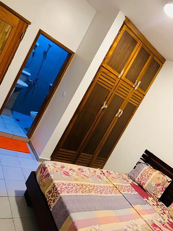 Apartment, 2 Bedrooms, Accessible, Smoking