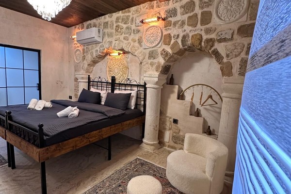 Superior Room, Valley View | Laptop workspace, iron/ironing board, free WiFi
