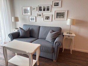Fernseher, Stereoanlage