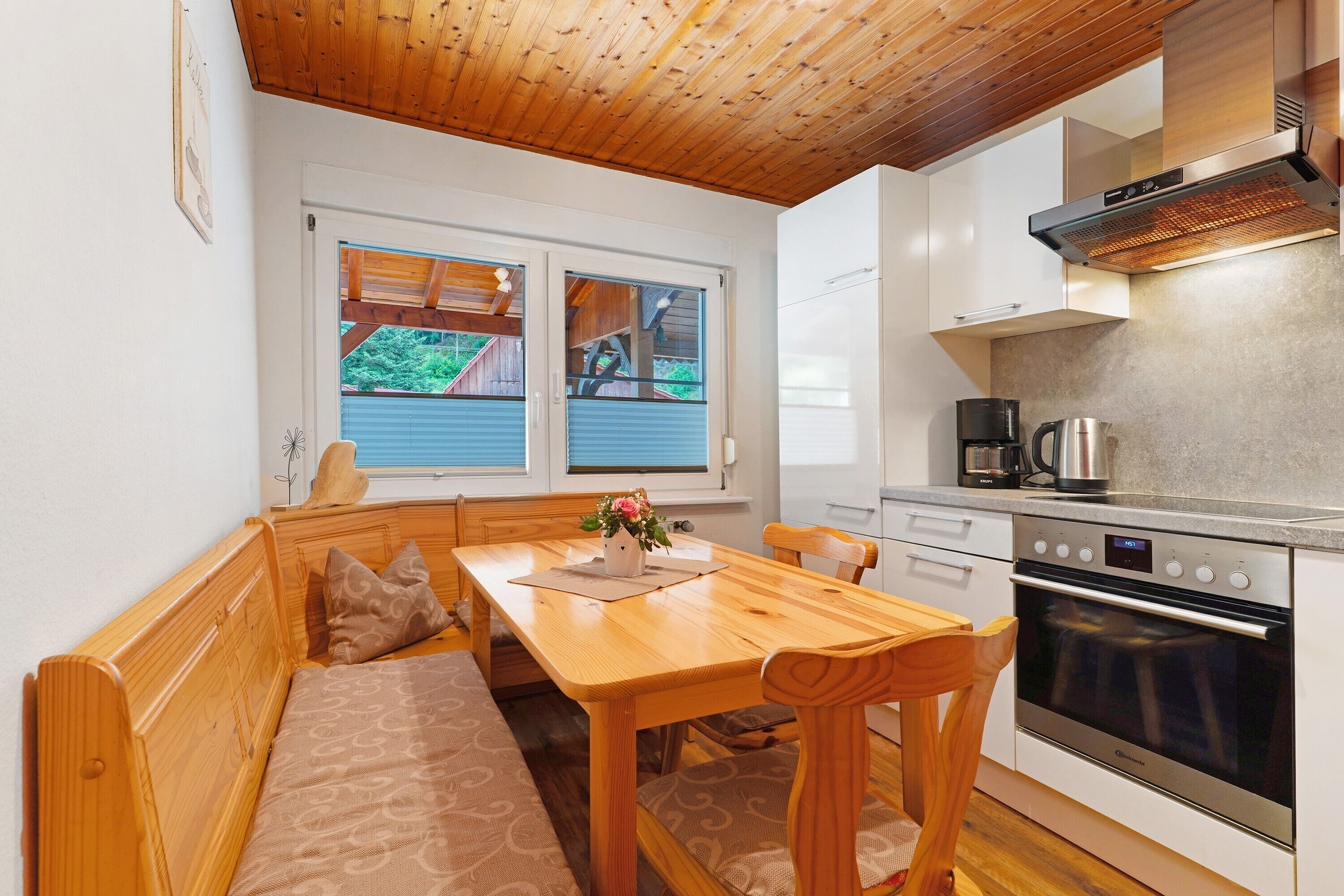 Réfrigérateur, four, plaque de cuisson, lave-vaisselle