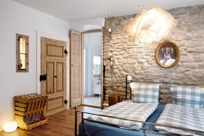 1 bedroom, free WiFi - Apartment 'Bauernstüble Im Englerhof' with Private Garden and Wi-Fi (Sulzburg-Laufen)