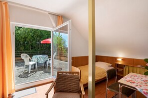 1 quarto, roupa de cama