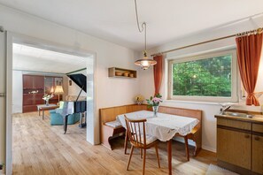 Dining - Holiday Apartment 'No. 10' with Mountain View and Private Terrace; additional dogs upon request (Bad Wildbad)