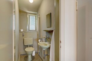 Douche, serviettes fournies