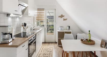 Ferienwohnung 'Dachgeschoss' mit Balkon und Wi-Fi