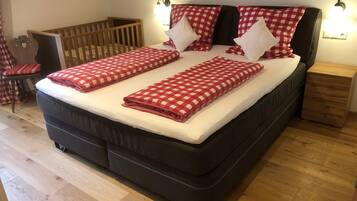 2 habitaciones, wifi gratis y ropa de cama