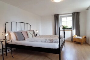 3 bedrooms, iron/ironing board, free WiFi, bed sheets - Apartment 'Seebachtal' with Shared Garden and Wi-Fi (Hinterzarten)