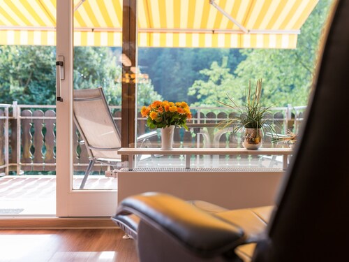 Apartment 'Sonnenschein' with Shared Garden, Balcony and Wi-Fi