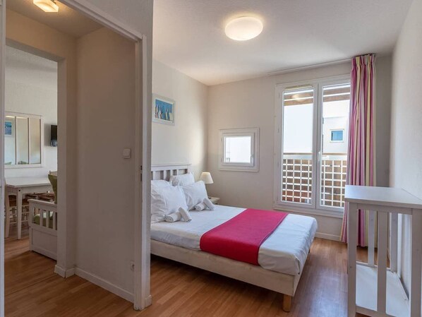 2 bedrooms, free WiFi, bed sheets, wheelchair access