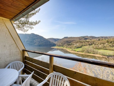 Appartement au Calme! Balcon avec Vue + Piscine