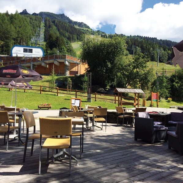 Restauration en plein air