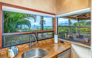 Luxury Apartment, Ocean View, Garden Area | Private kitchen - Refined Resort Wailea Oceanview Vistas (Kihei)