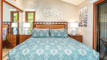 2 bedrooms, blackout curtains, free WiFi