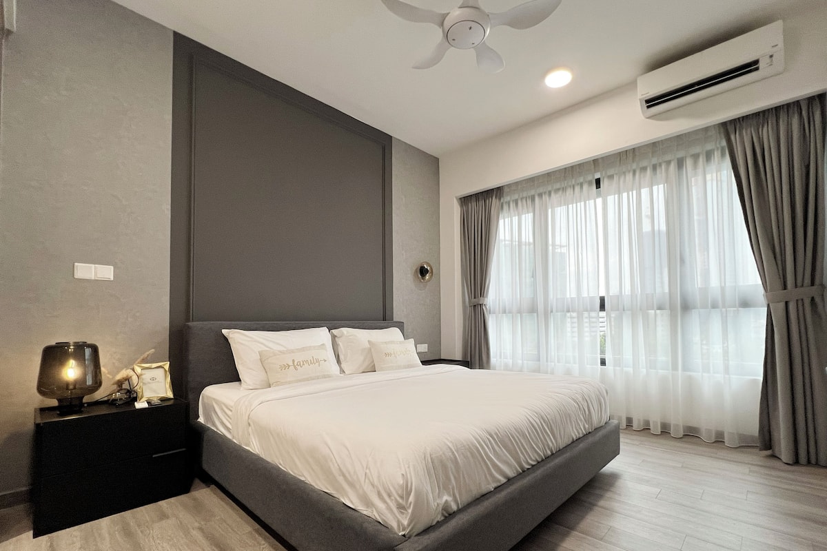 Two bedroom double bath double queen Suite