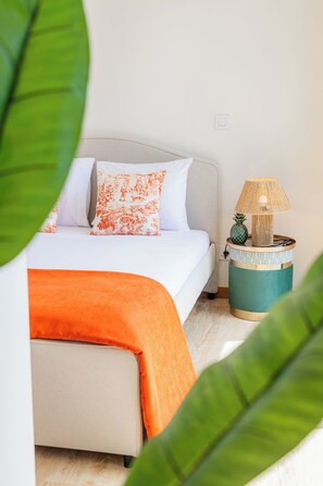 Individually decorated, iron/ironing board, cots/infant beds, free WiFi - Duque de Saldanha Residences (Porto)