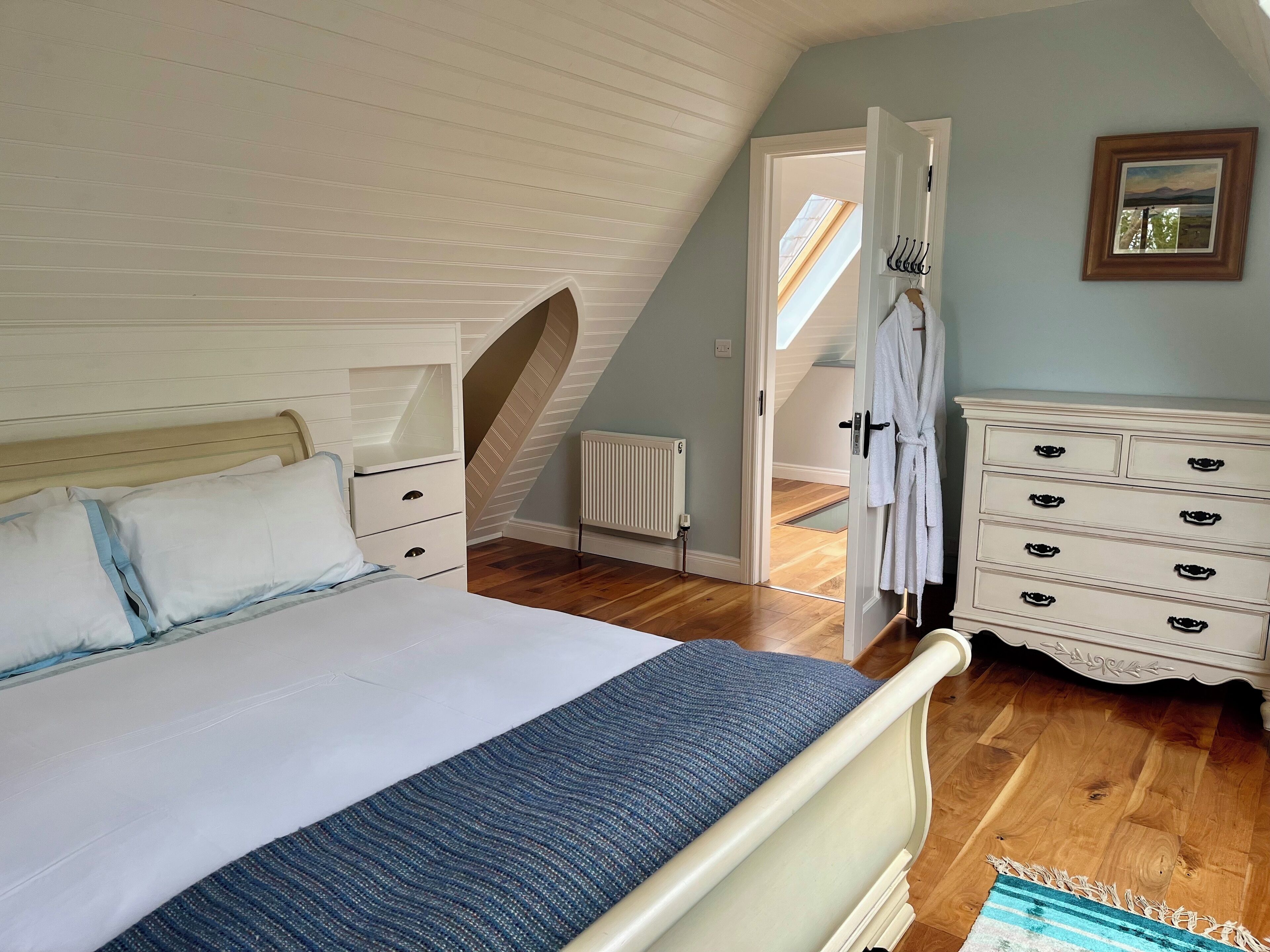 2 多间卧室、熨斗/熨衣板、旅行婴儿床、WiFi