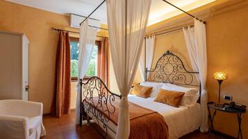 4 camere, ferro/asse da stiro, Wi-Fi gratuito