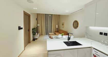 OYO HOME 1404 Premium 1bed Apt At Jvc Be