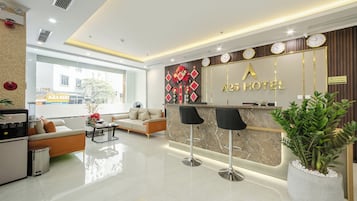 Quầy tiếp tân