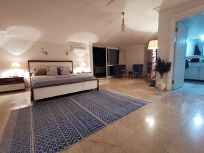 4 quartos, ferros/tábuas de passar roupa, Wi-Fi, roupa de cama