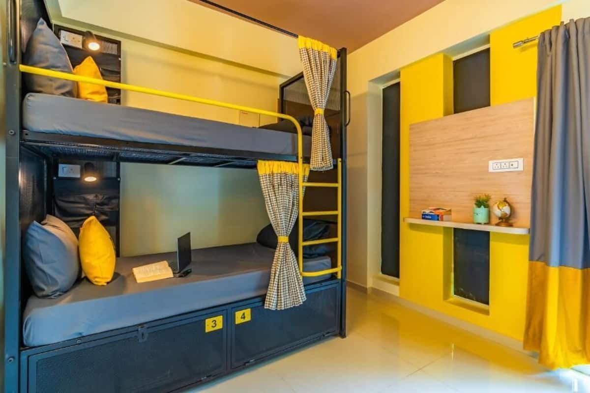 Bed in 4 Bed Female Dormitory with Balcony | Free WiFi, bed sheets