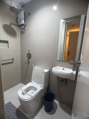 Premium Room | Bathroom