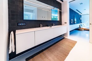 Dusche, Haartrockner