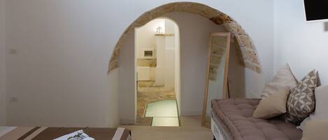 4 bedrooms, iron/ironing board, travel cot, free WiFi