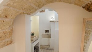 Unclassified image, 2 of 42, button - My Rental Homes - Villa Salentina with private pool and large private garden (Cutrofiano)
