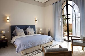 4 dormitorios, tabla de planchar con plancha, wifi gratis