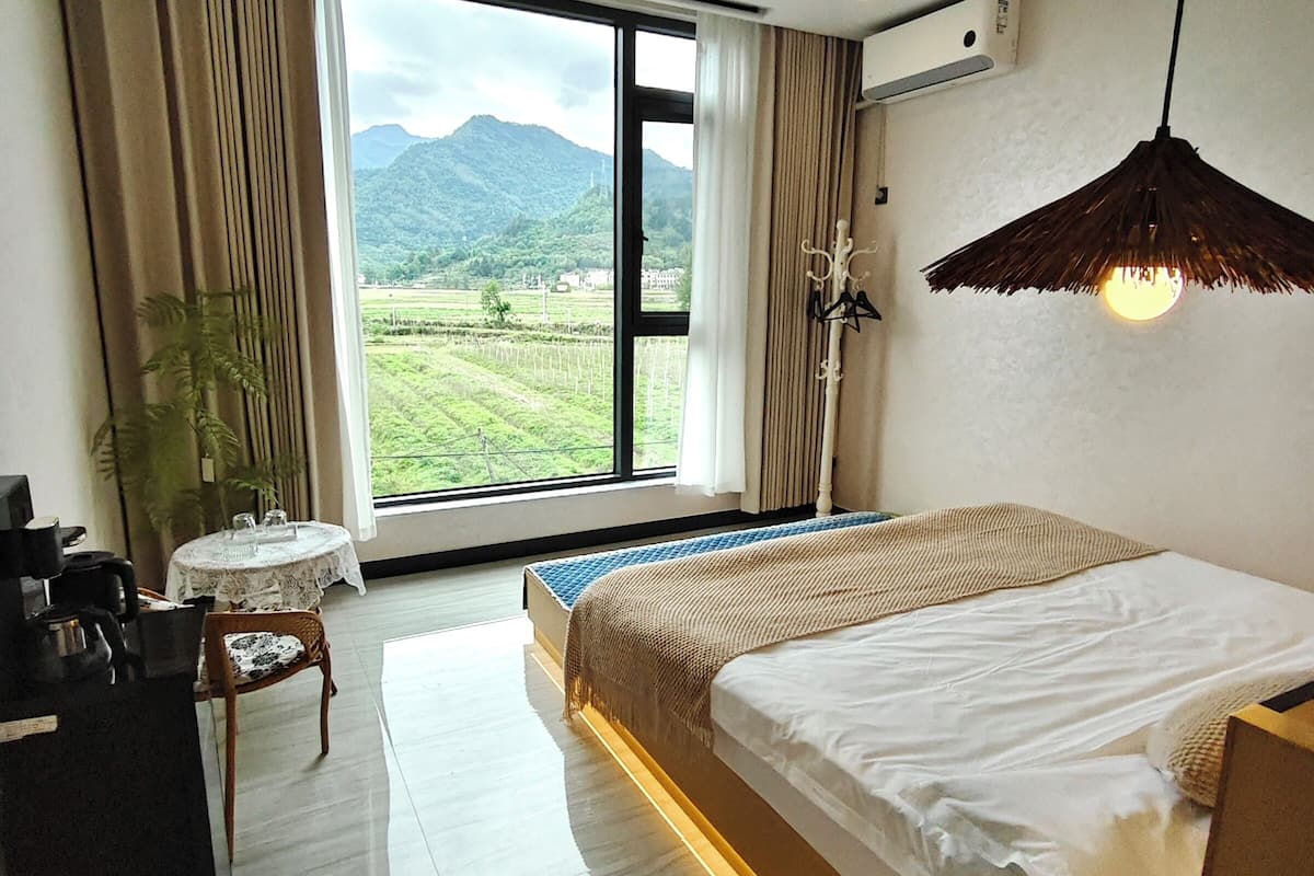 Standard Double Room, Air conditioning, Hill View | Premium bedding, down comforters, desk, laptop workspace