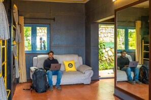 Bed in 8 Bed Mixed Dormitory with Balcony and Valley View | Bed sheets - The Hosteller Munnar (Devikolam)