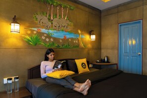 Bed sheets - The Hosteller Munnar (Devikolam)